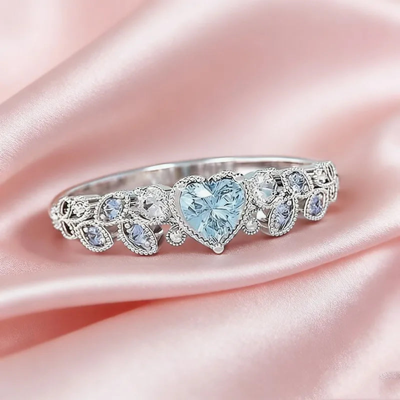 Elegant Beautiful Woman Fashion Silver Color Leaf Heart Rings for Women Noble Princess Engagement Wedding Ring Jewelry
